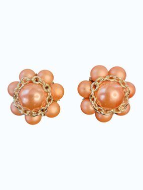 Vintage 1950s Japan Salmon Pearl Cluster Clip On Earrings